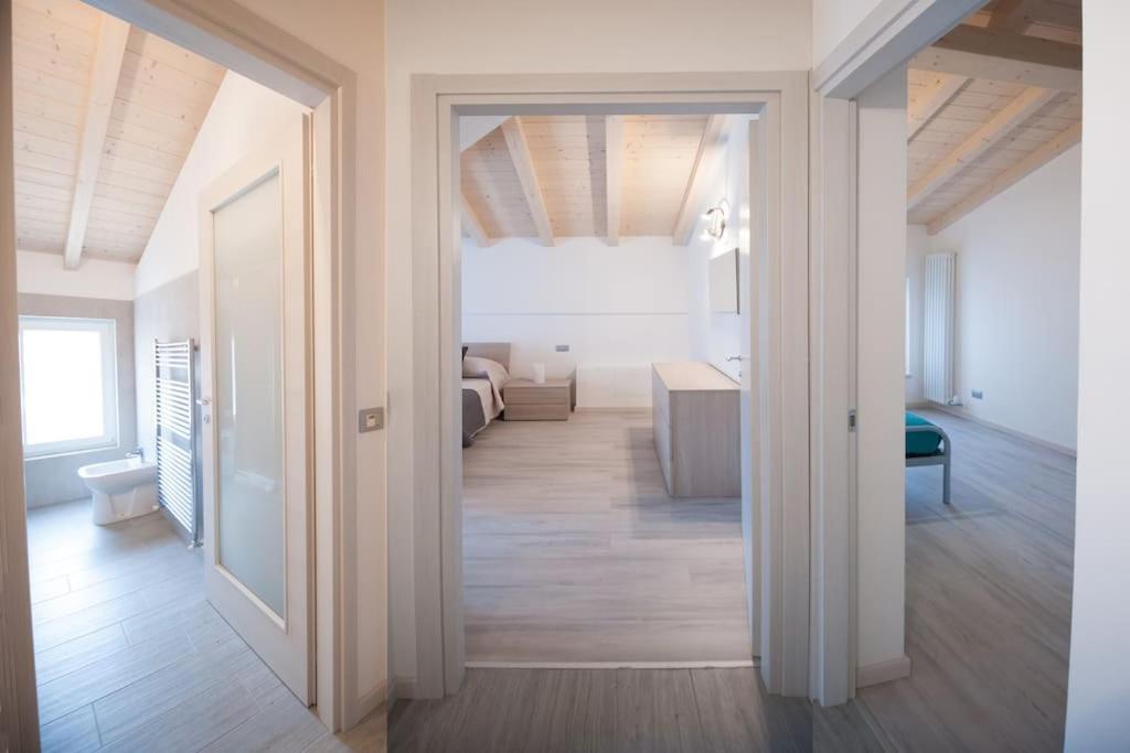 Casa Gemma - Big Family House With Free Parking Apartamento San Giovanni Lupatoto Exterior foto