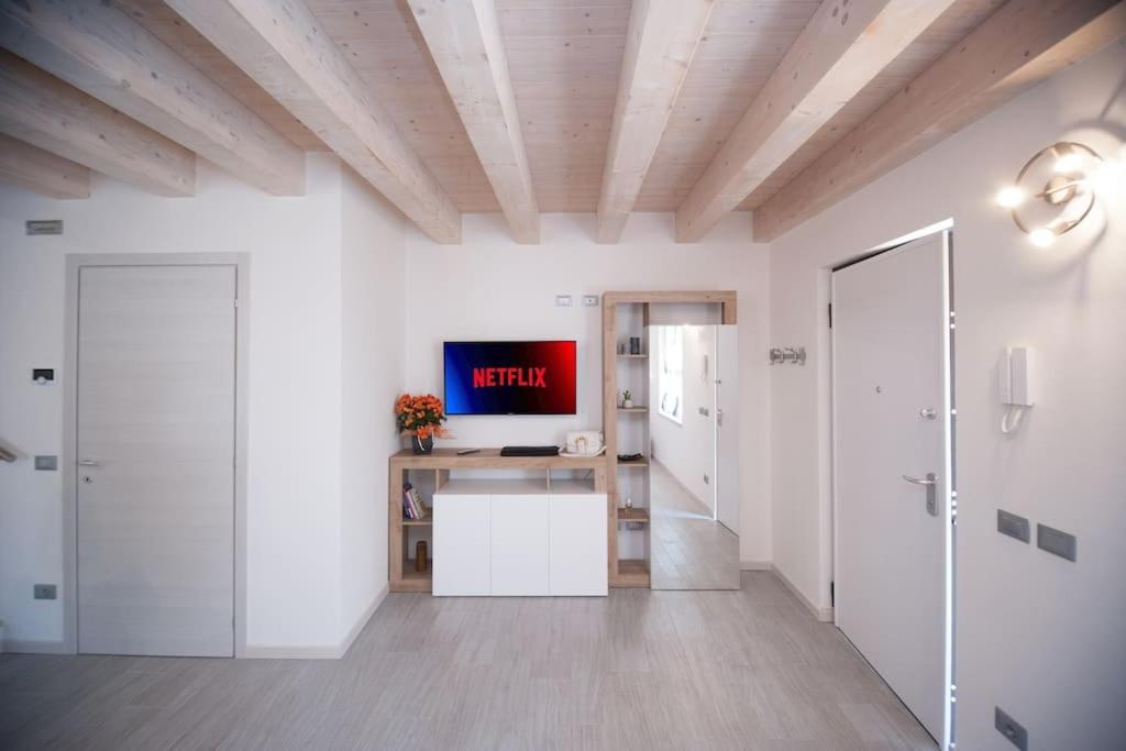 Casa Gemma - Big Family House With Free Parking Apartamento San Giovanni Lupatoto Exterior foto