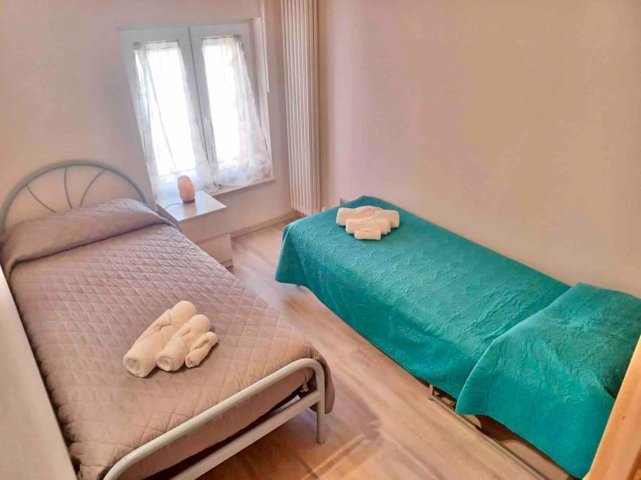 Casa Gemma - Big Family House With Free Parking Apartamento San Giovanni Lupatoto Exterior foto
