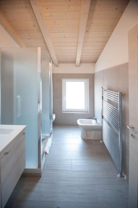 Casa Gemma - Big Family House With Free Parking Apartamento San Giovanni Lupatoto Exterior foto