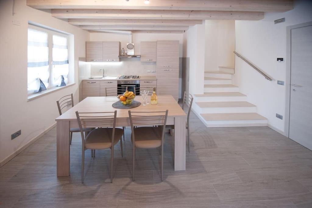 Casa Gemma - Big Family House With Free Parking Apartamento San Giovanni Lupatoto Exterior foto